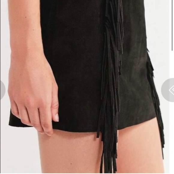 Urban outfitters leather fringe mini skirt - Picture 3 of 5